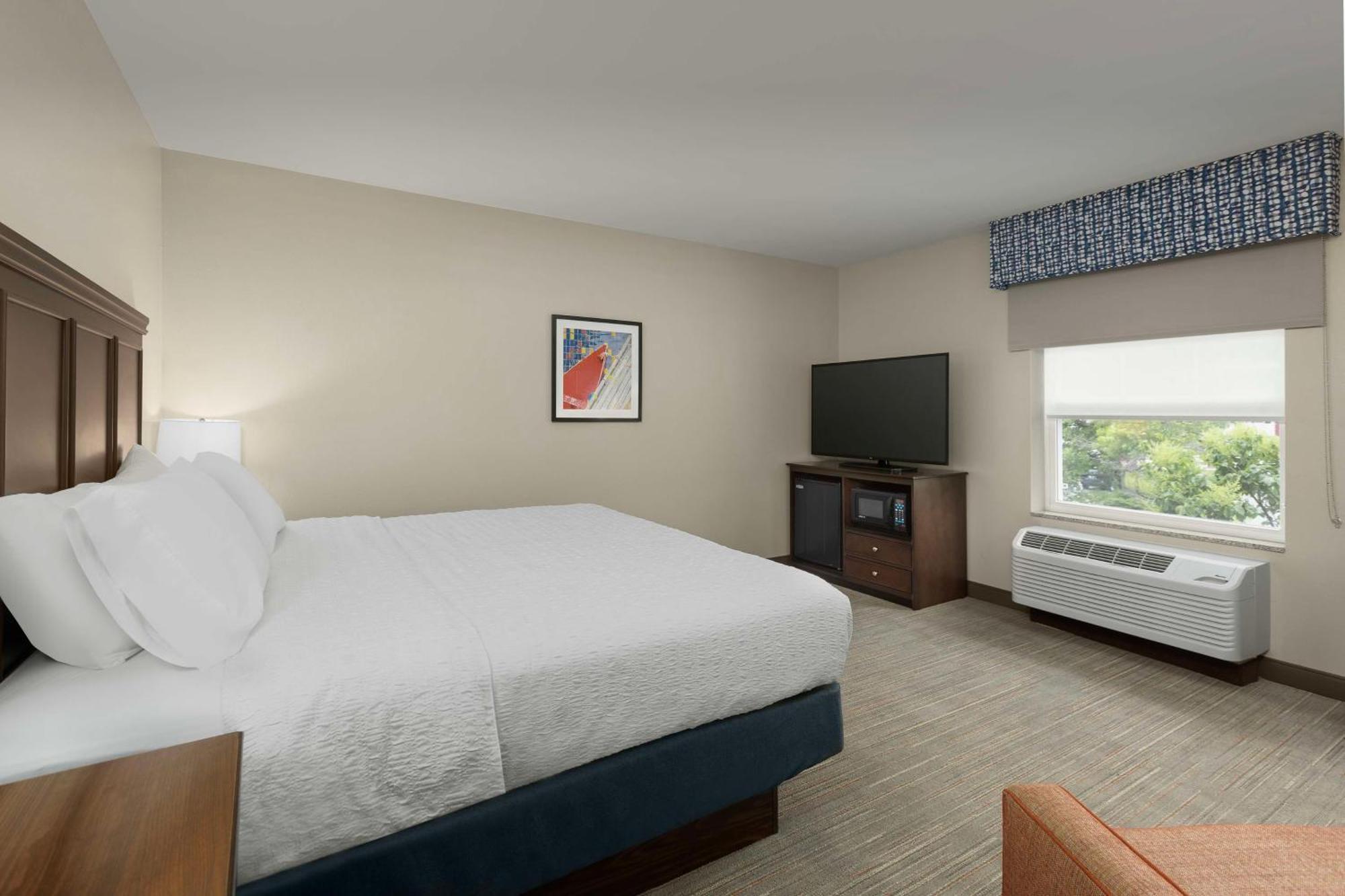 Hampton Inn Augusta Exterior photo