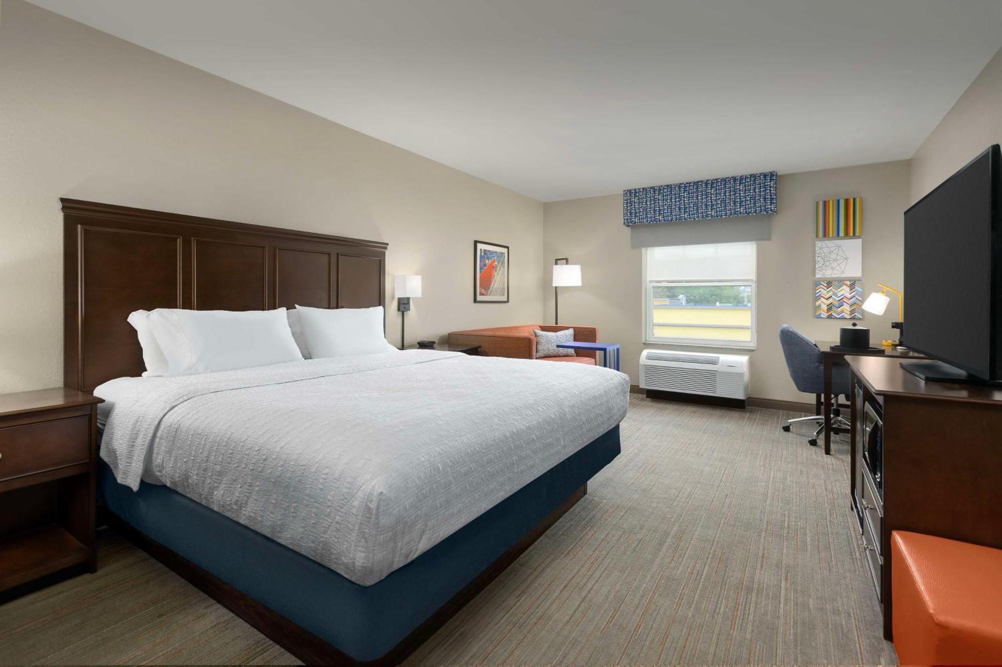 Hampton Inn Augusta Exterior photo