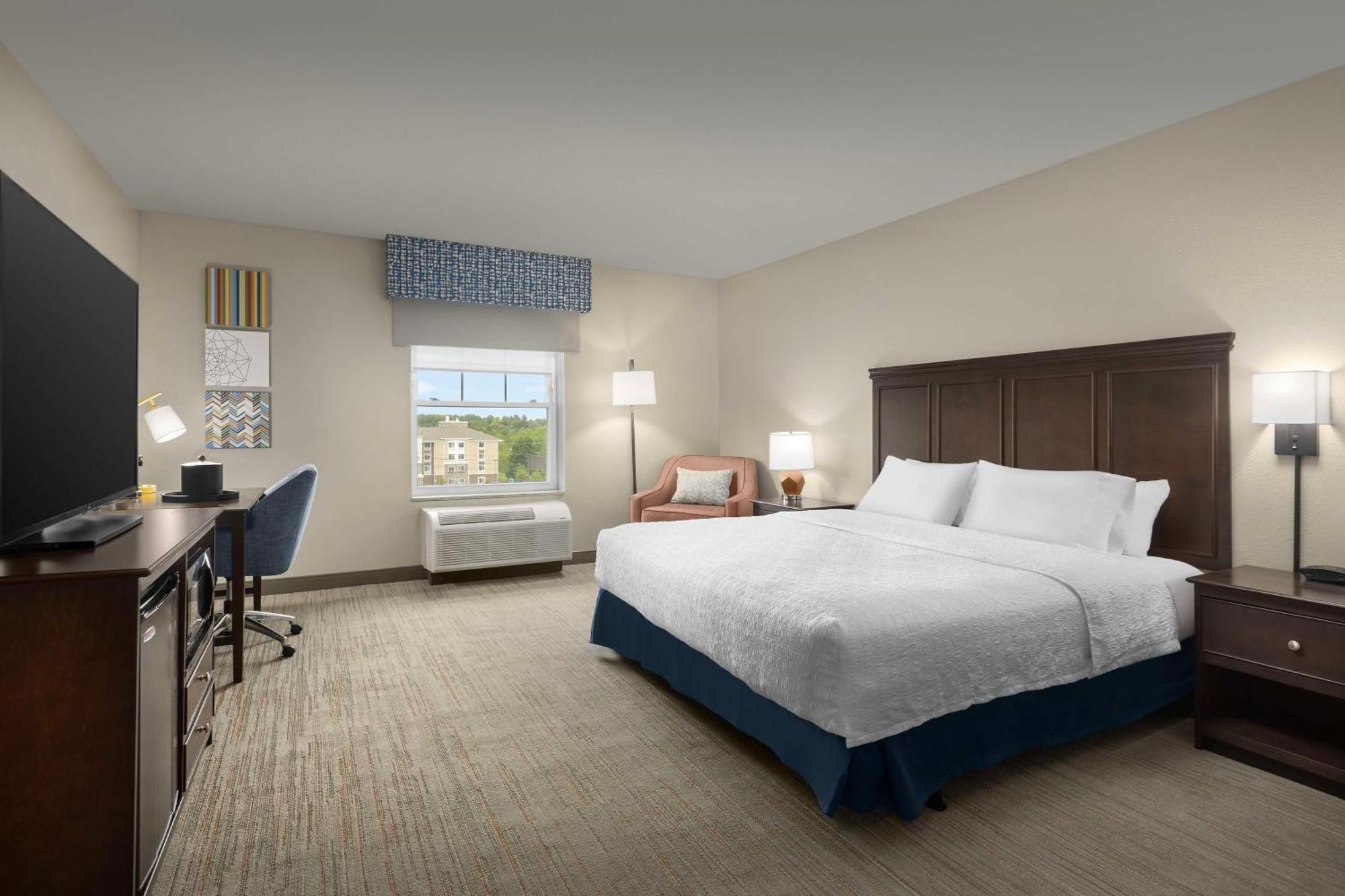 Hampton Inn Augusta Exterior photo